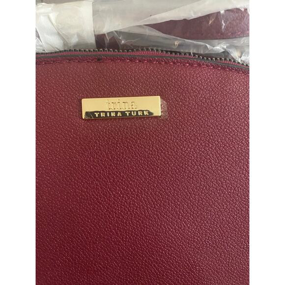 NWt-Trina Turks Wine color crossbody - Picture 3 of 6